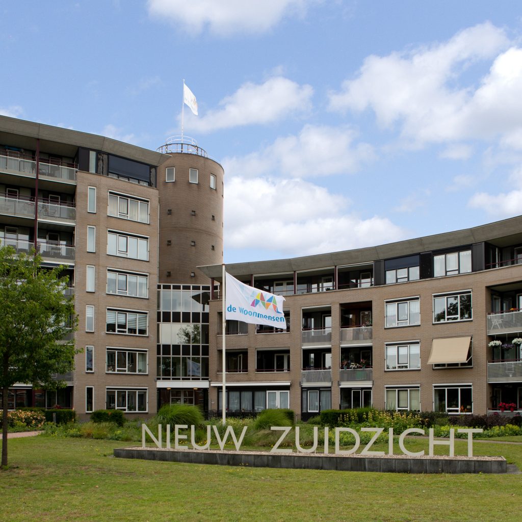 de Juf, de Bakker en de Dominee treden op bij W.Z.C. Nieuw Zuidzicht