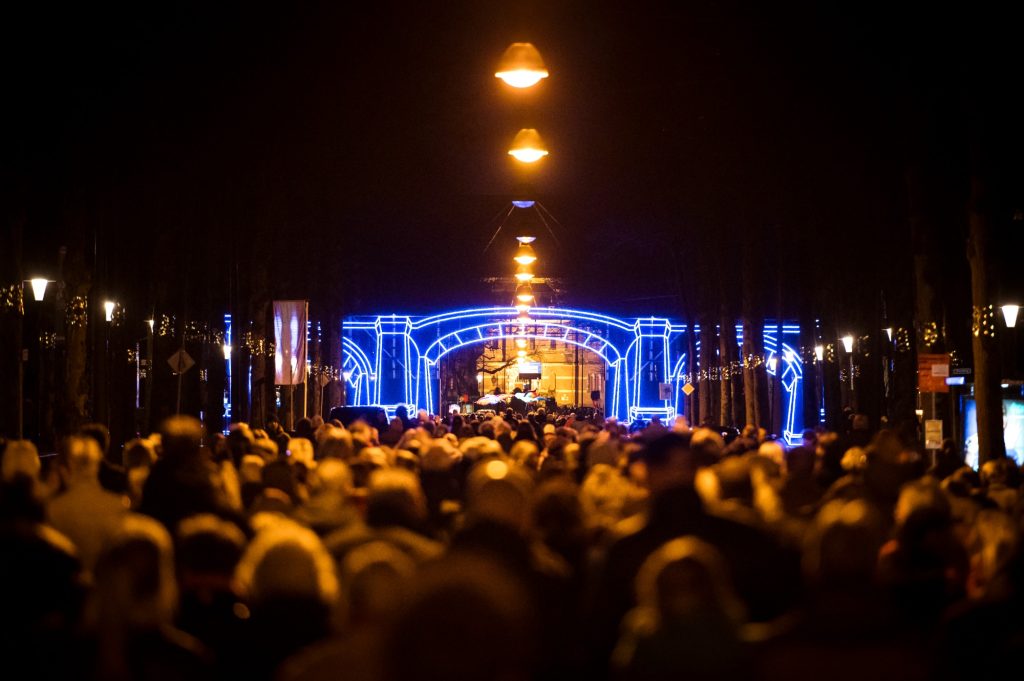 Opening Royal Light Festival zet spotlight op Apeldoorn aan