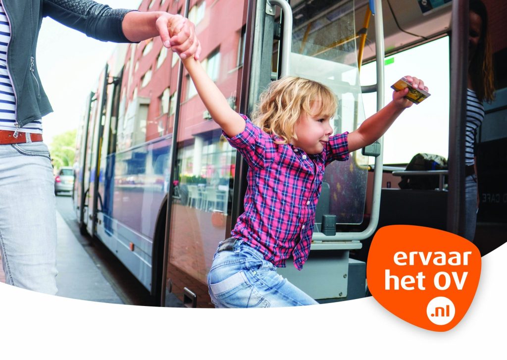 Kinderen reizen in oktober gratis met de bus en trein