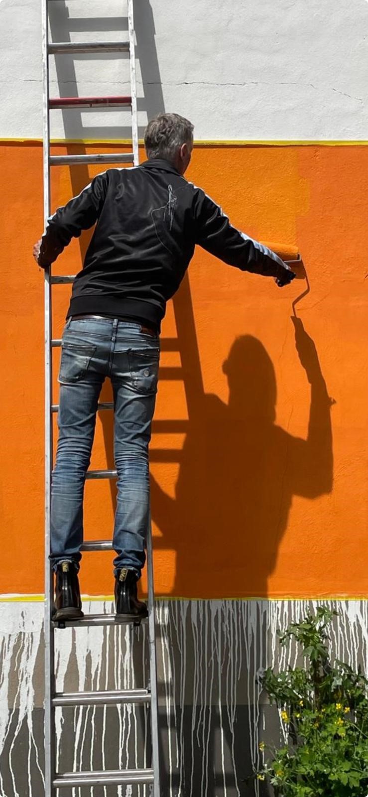 Apeldoorner Jasper van der Graaf exposeert met tape-art in Het Ketelhuis