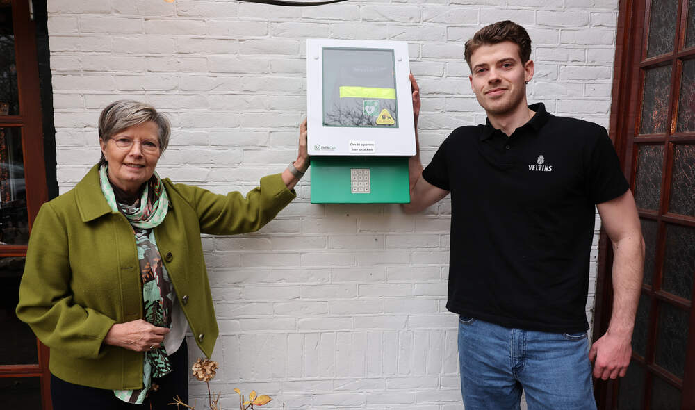 Apeldoorn rondt AED-netwerk af: hele gemeente binnen bereik van levensreddende hulp