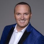 Volkszanger Frank van Etten ontkent betrokkenheid bij zware mishandeling