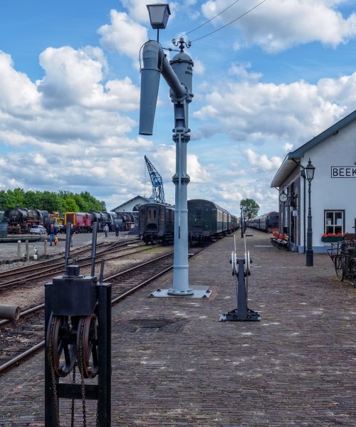 VSM-station in Beekbergen tijdelijk commandopost voor oefening landmacht