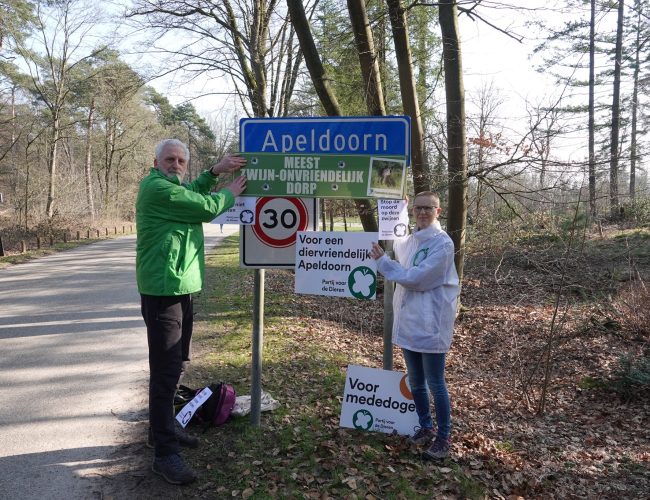 Galgenmaal bij zwijnen in Park Berg en Bos als protest tegen afschot
