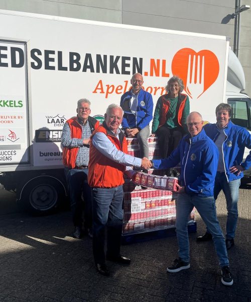 Inzamelingsactie waardepunten levert duizenden pakken koffie op voor Voedselbank Apeldoorn