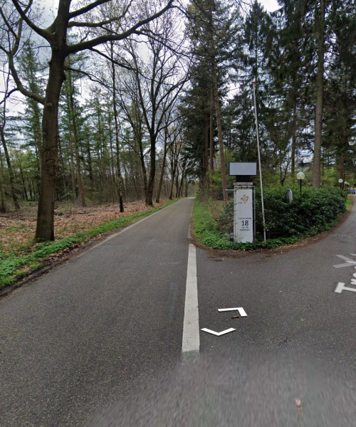 Spoednoodopvang voor vluchtelingen aan Waleweingaarde in Apeldoorn