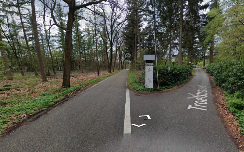 Spoednoodopvang voor vluchtelingen aan Waleweingaarde in Apeldoorn