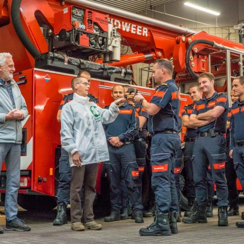 Partij voor de Dieren zoekt grootste dierenvriend van Apeldoorn voor Harry Voss Award 2026